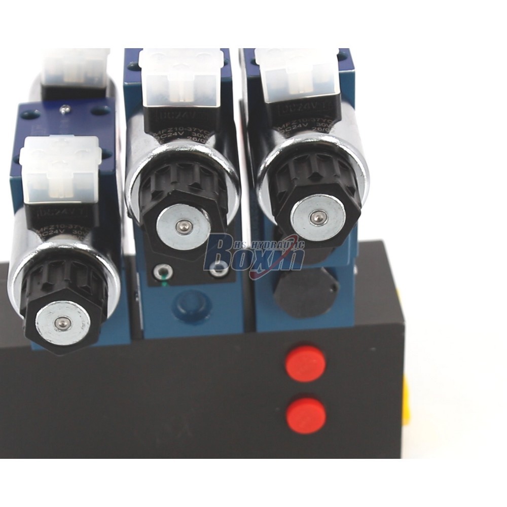 Large-Scale Production of HSBS06 Solenoid 3 Spool Control Valves detail image